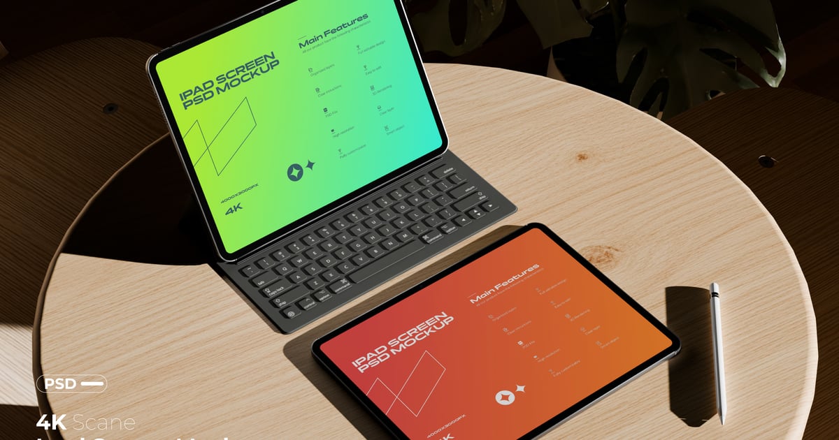 木桌上的 iPad 屏幕模型